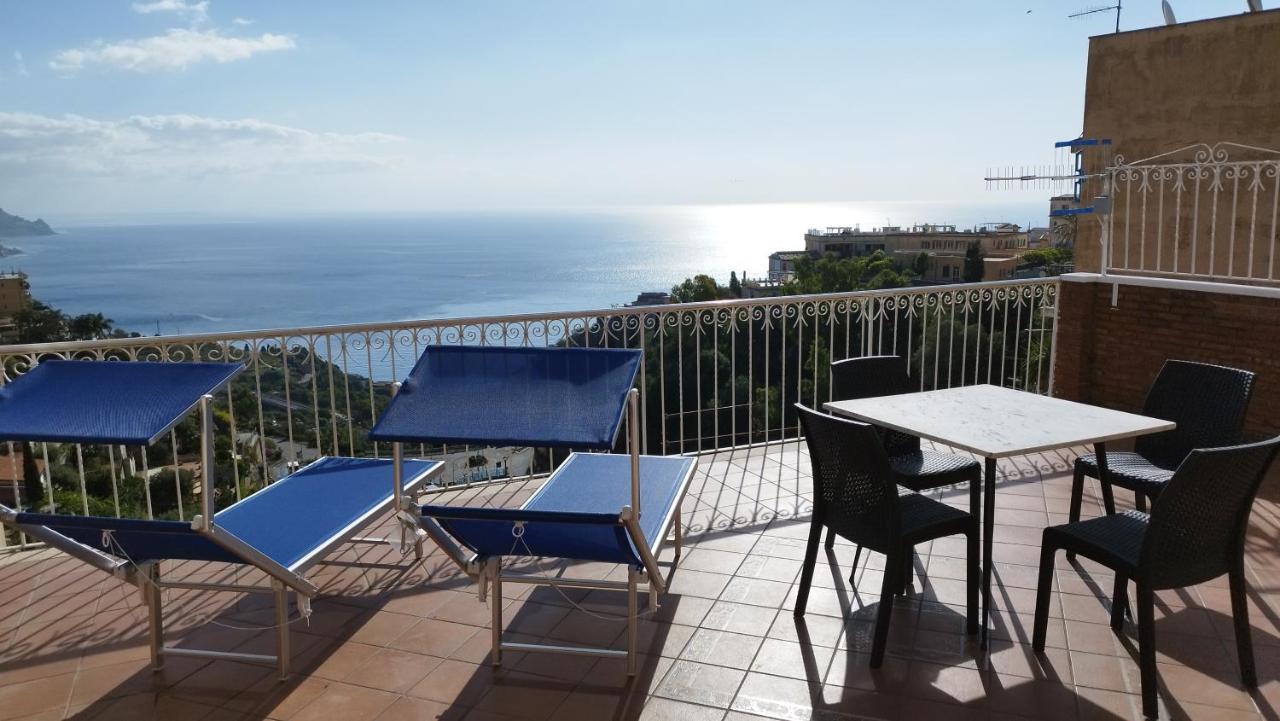 Casa Carmela Panoramic Center Apartment Taormina Exteriér fotografie